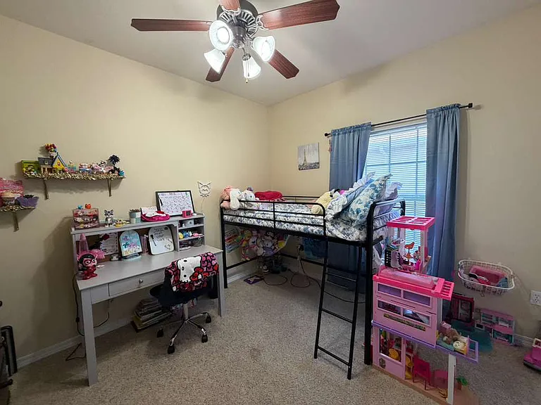 1529 Bentley Cir — Photo 14
