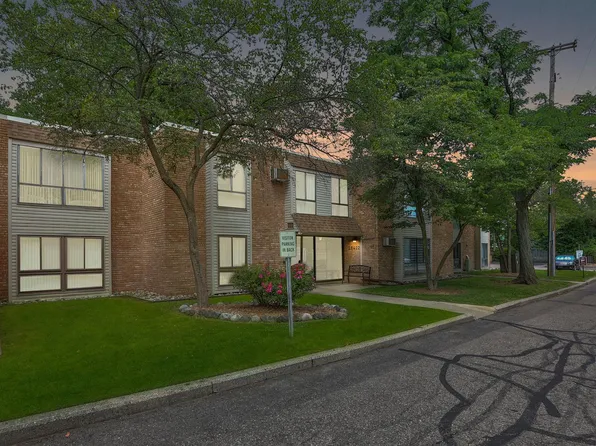 28422 W Eight Mile Rd Unit A10, Farmington Hills, MI 48336