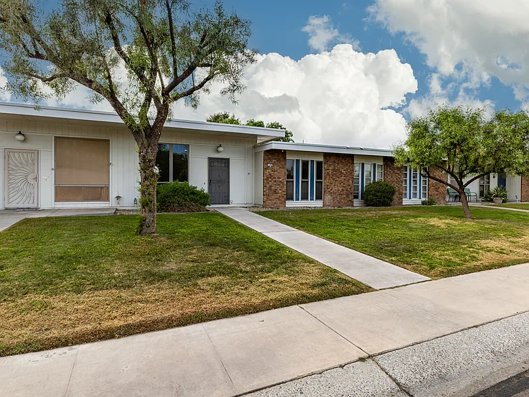 13066 N 100th Dr — Photo 3