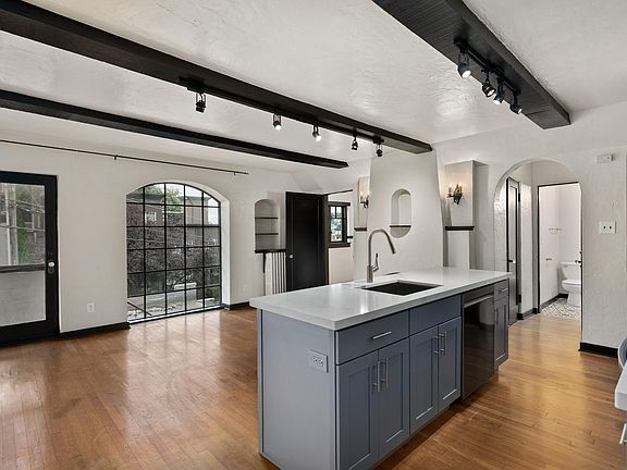 Newly remodeled interior with new stainless steel appliances. Apartment has 2 entrances; outdoors and common hallway. Southern exposure with lots of available light.