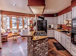 1302 Chamberlin Rd, Seward, AK 99664