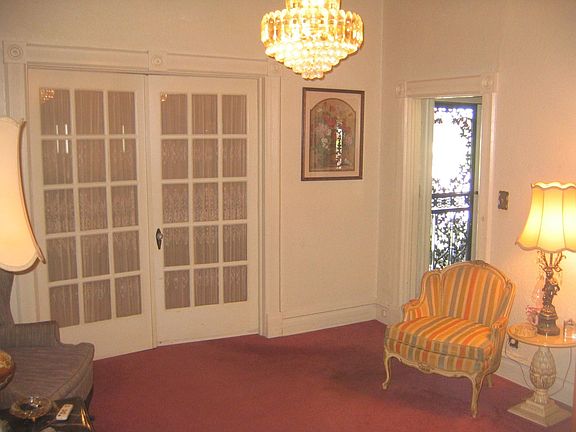 2nd image of 510 Park Ave