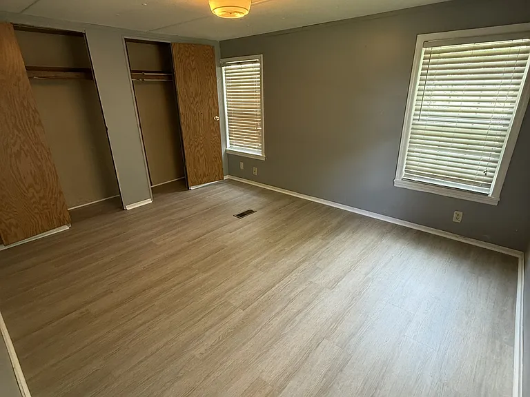 3719 Fountain Cir — Photo 12
