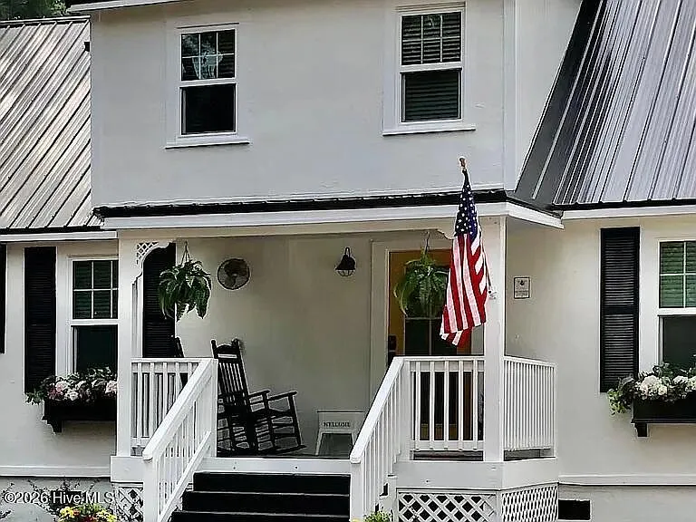 880 N Ashe St #C — Photo 1