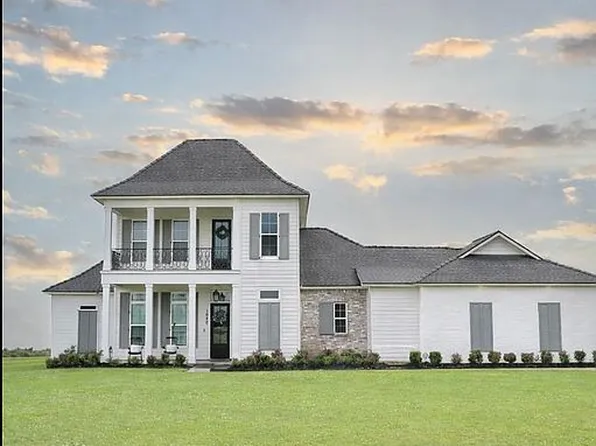 1080 Dermelie Calais Rd, Breaux Bridge, LA 70517