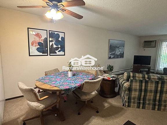 5th image of 1700 Four Oaks Rd APT 124