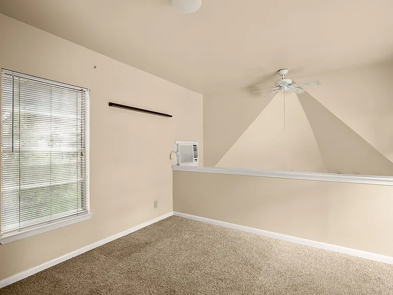 3302 Hemlock Ave #B — Photo 9