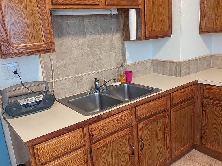 1216 Talbot Ct — Photo 6