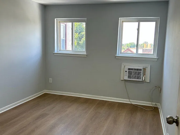 308 Burmont Rd — Photo 11