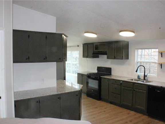 4th image of 15105 Indian Creek Rd