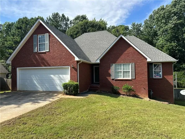 115 Cannon Dr, Fayetteville, GA 30214