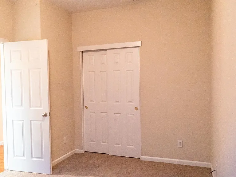 1899 Acari Ave — Photo 8