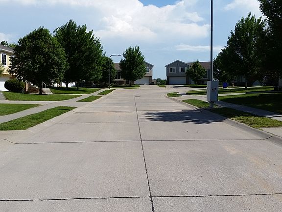 Located on a Cul-de-Sac