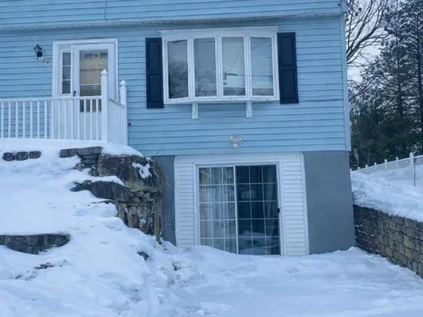 12A Corrine St, Worcester, MA 01604