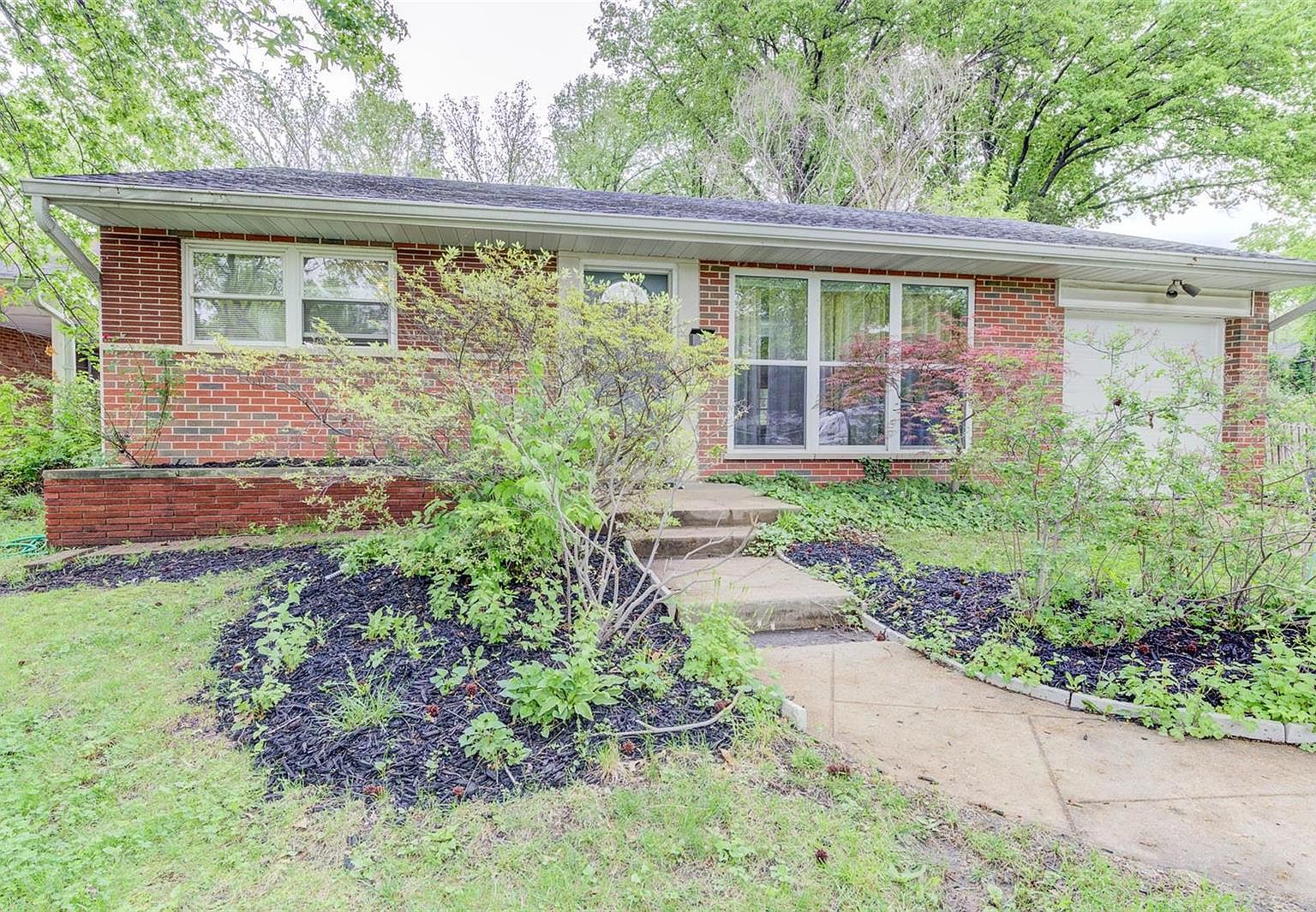 7835 Balson Ave, Saint Louis, MO 63130 | Zillow