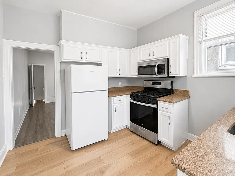2828 Ellicott Dr — Photo 8
