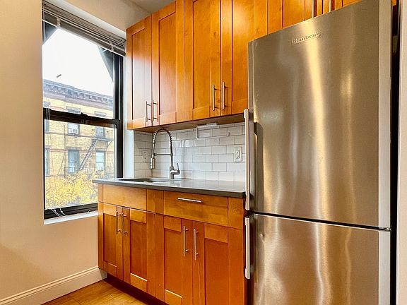 4th image of 5723 5th Ave #3CC