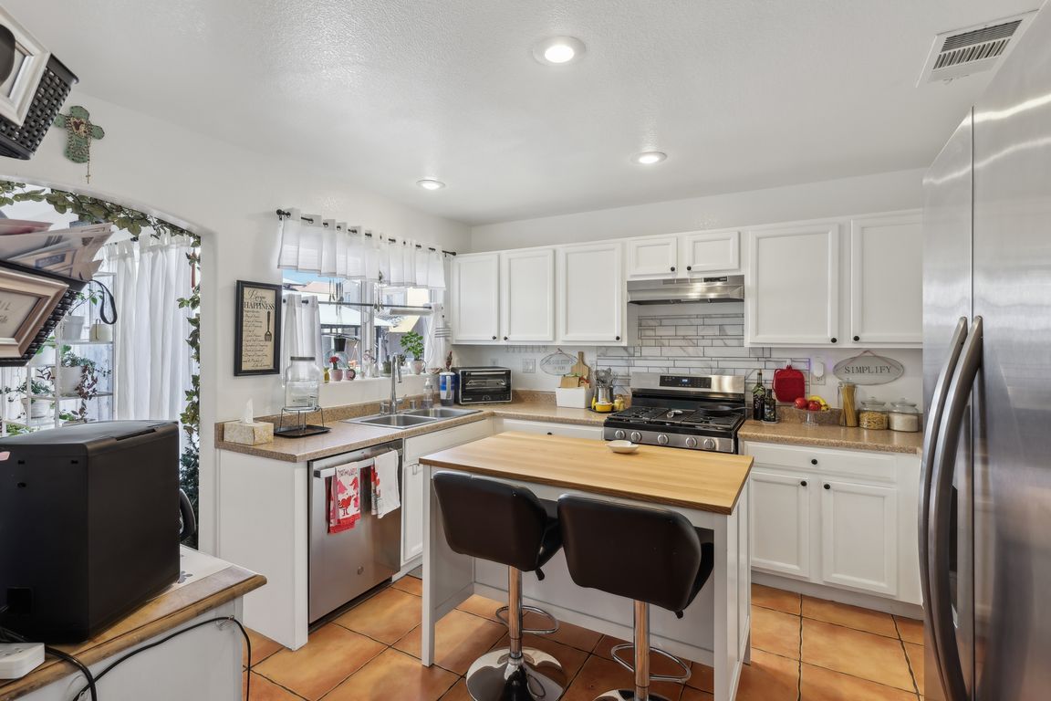 Netherseal Ave-012.jpg
