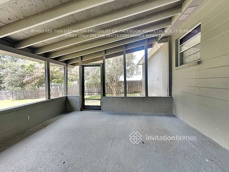 3801 Dovehollow Dr — Photo 17