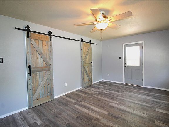 5th image of 132 Woodlawn Dr