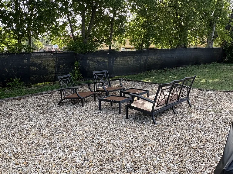 710 E Avenue G #7 — Photo 3