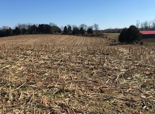 2938 Ellis Rd, Cedar Hill, TN 37032