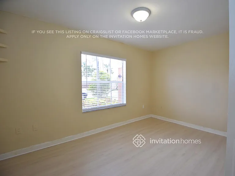 13272 NW 10th Ter — Photo 13