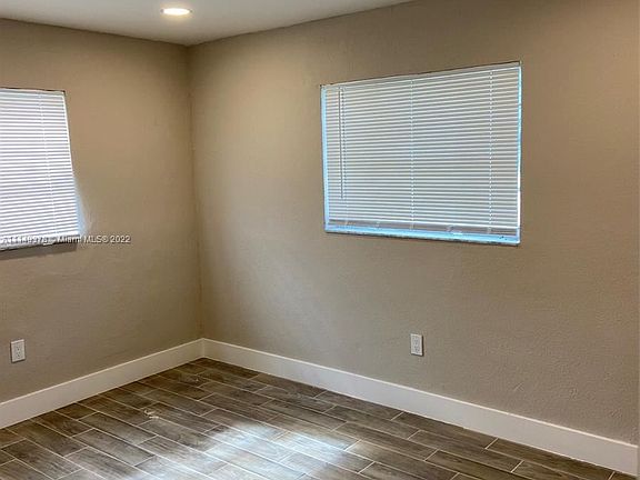 5th image of 20811 NW 37th Ave