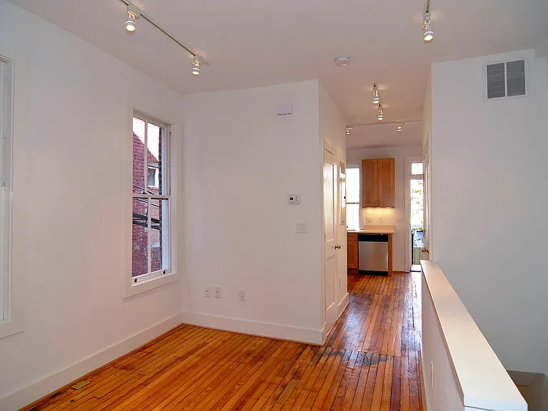 749 Park Rd NW #4 — Photo 3