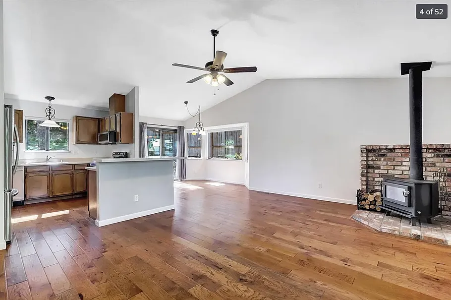 Celesta Dr, Grass Valley — Photo 2