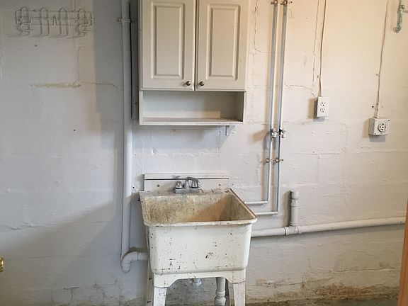 2nd image of 6315 Jack St