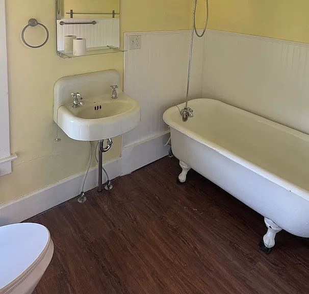 You choose, bubble bath or shower? Take your time... there's another bathroom with a shower downstairs.