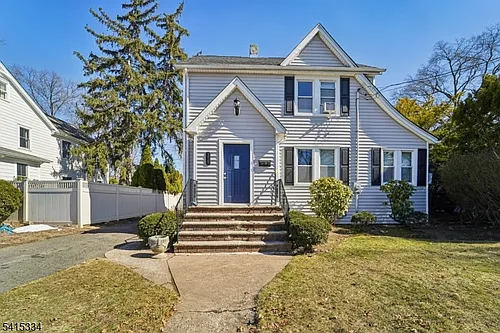 359 Bogert Ave Photo 1