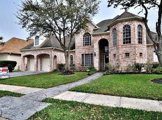 3711 Abbeywood Dr, Pearland, TX 77584