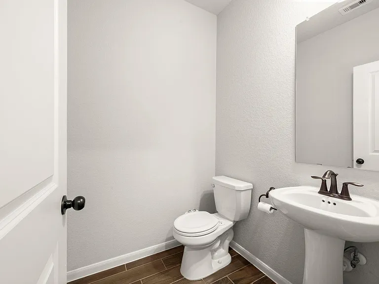 104 Winged Elm Ct — Photo 13
