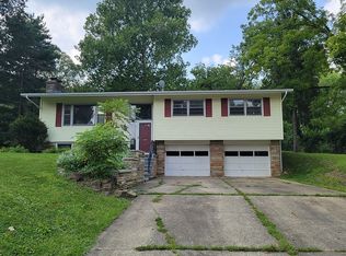 2055 Scenic Dr NE, Lancaster, OH 43130