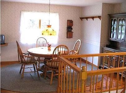 3rd image of 2094 Cranbrook Dr NE