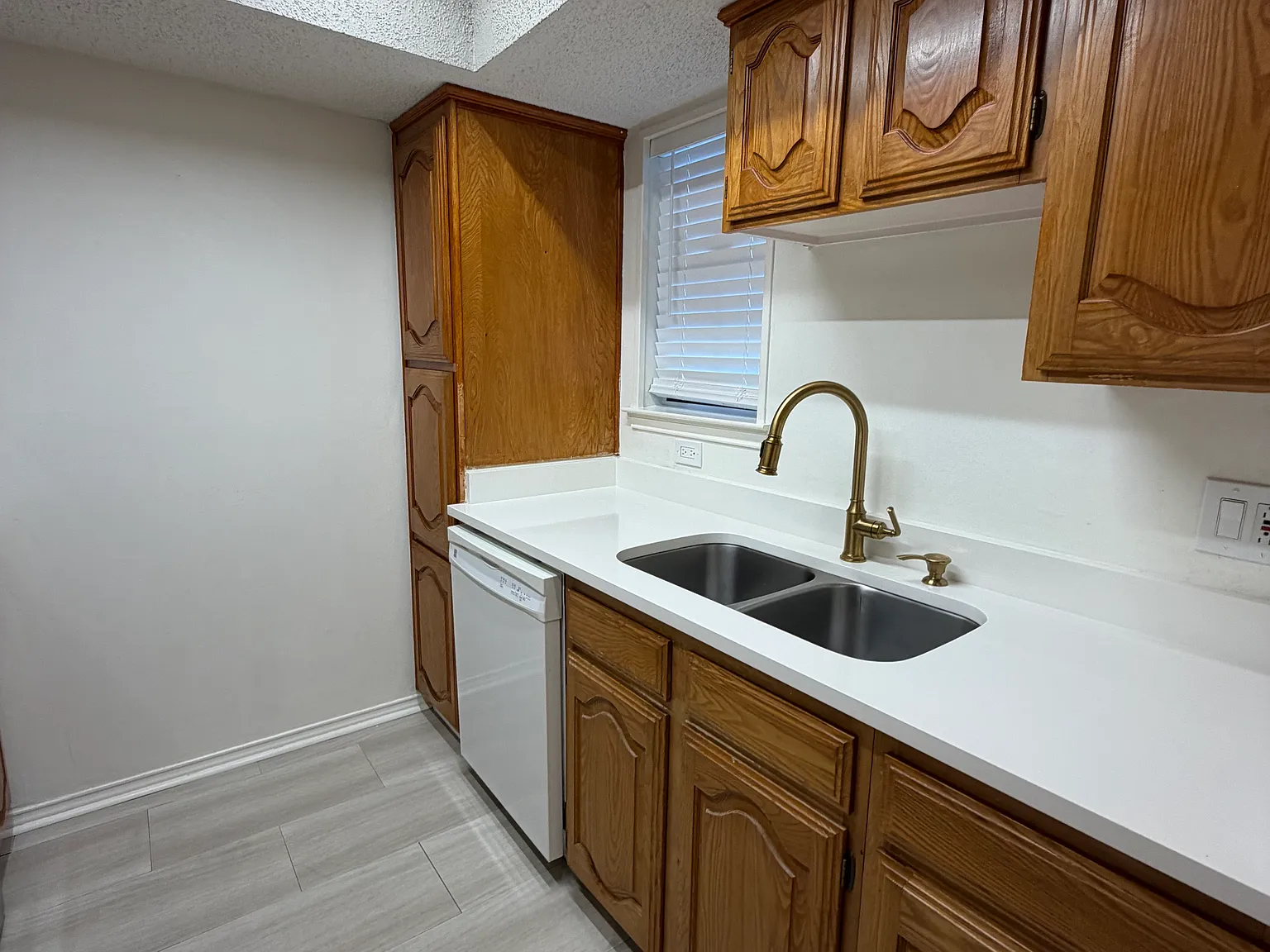 1 bed, 553 sqft, $1,050 — Photo 3
