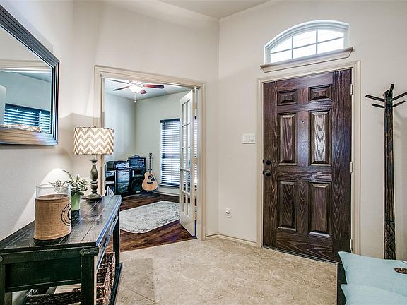 4th image of 15620 Carlton Oaks Dr
