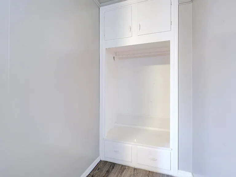 2845 Cambridge Ct — Photo 37