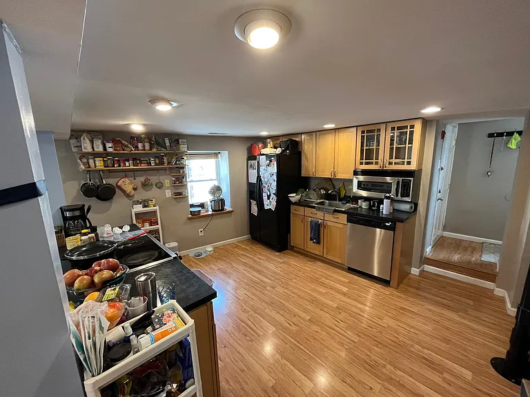 4745 Umbria St #2M — Photo 7