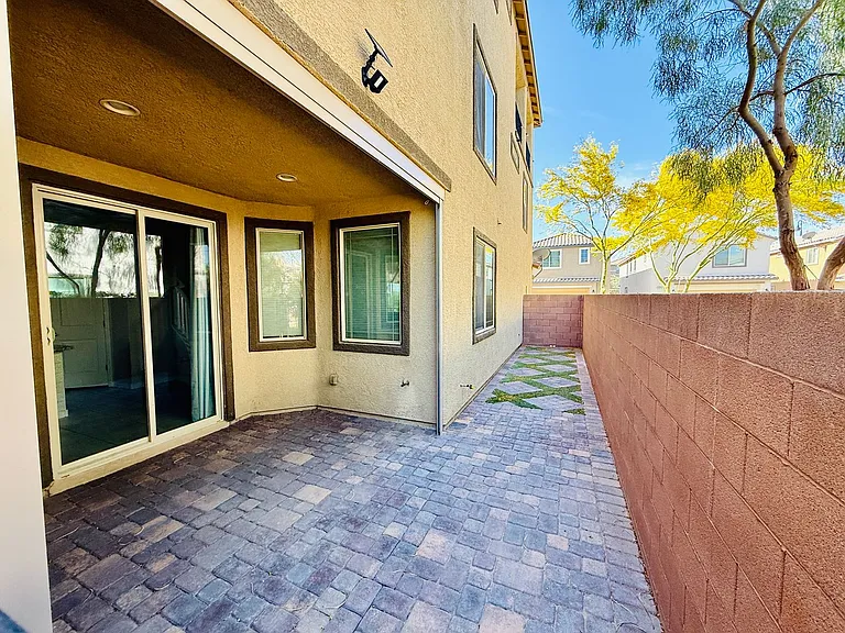 3041 Savella Ave — Photo 7
