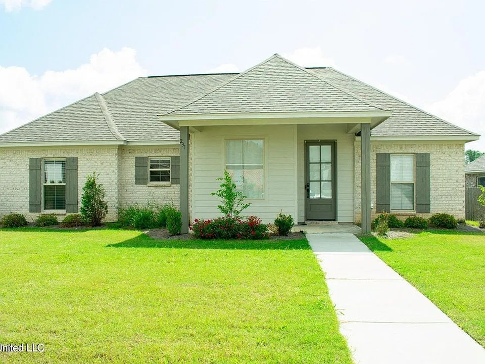 231 Buttonwood Ln