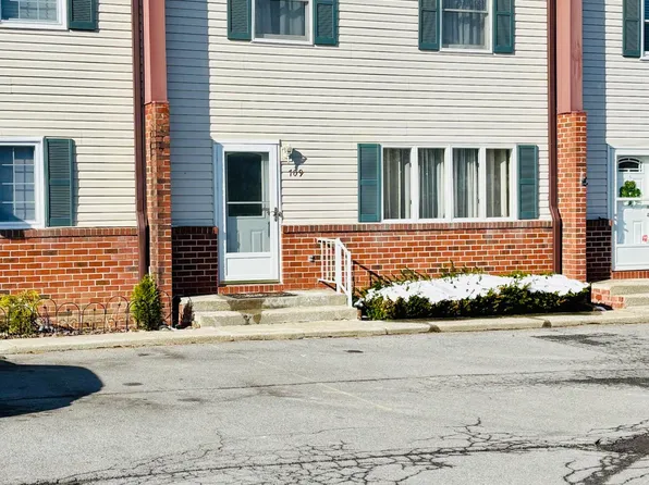 709 Chert Ln, Beckley, WV 25801