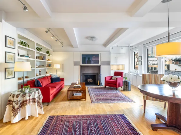 10 Mitchell Place image 1 of 12