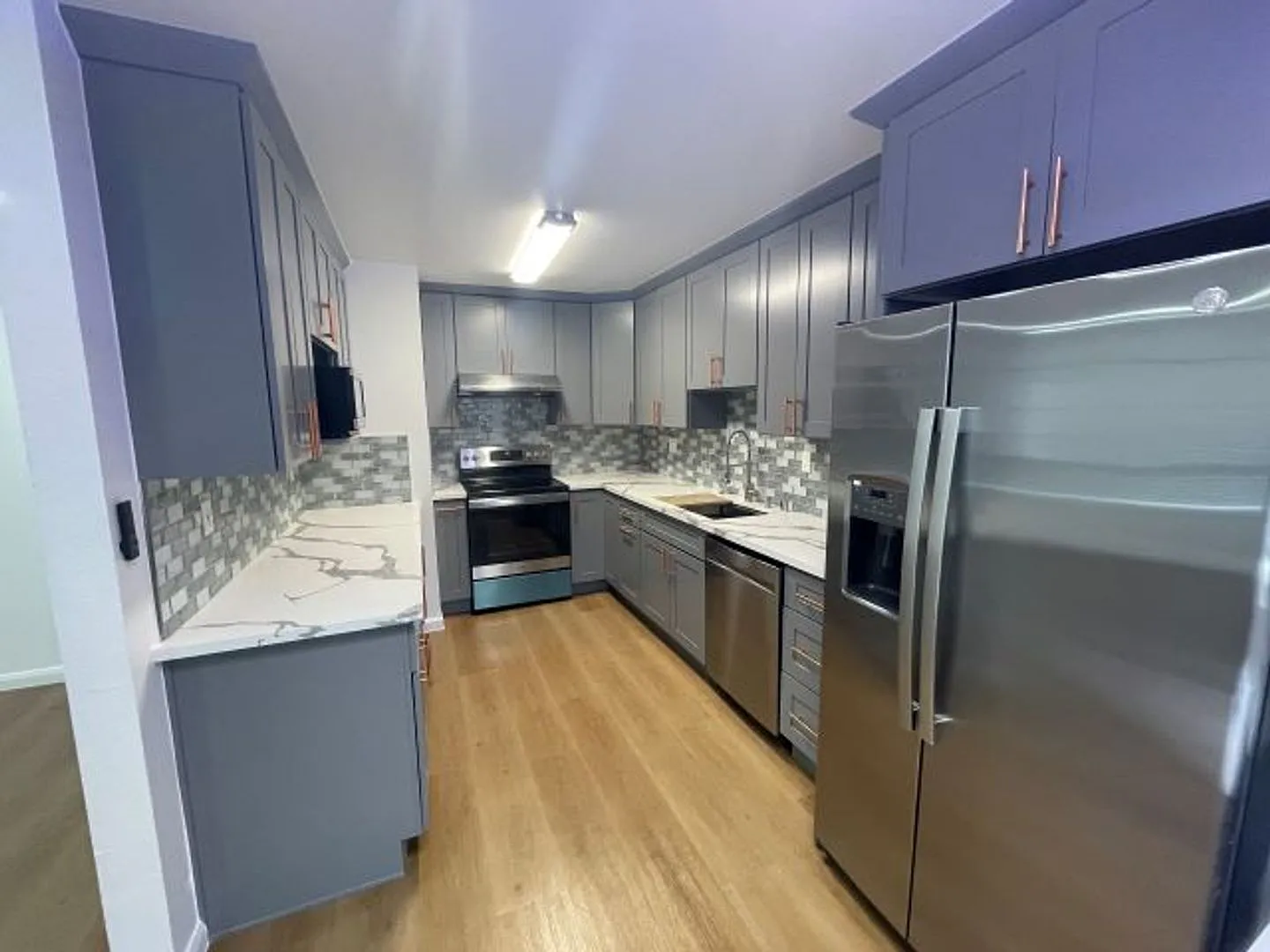 Completely remodeled condo in Union City has all the bells & whistles. — Photo 2