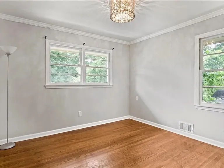 756 Patricia Dr — Photo 14