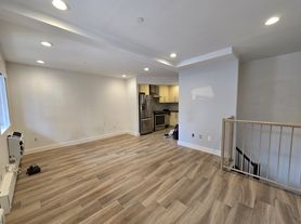 23-31 31st Dr