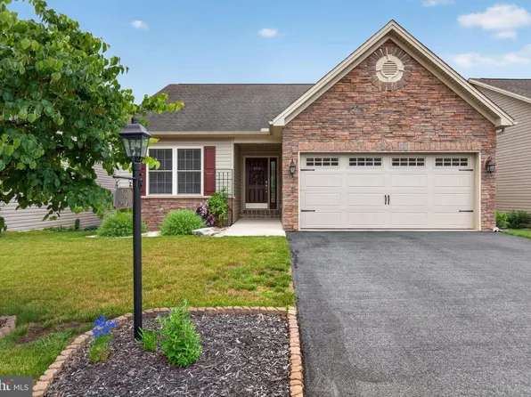 102 Drury Ln, Mechanicsburg, PA 17050