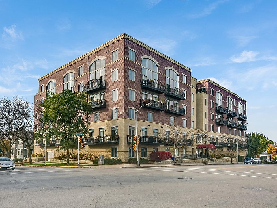 1st image of 1515 N Van Buren St APT 502